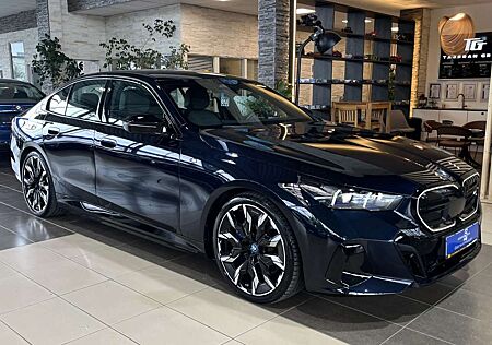 BMW i5 M60 xDrive M Sport Pro Bowers&Wilkins LED
