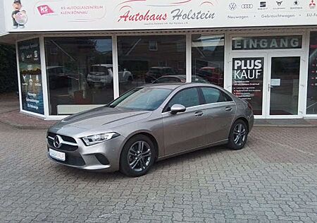 Mercedes-Benz A 220 A220 4MATIC Lim., Style, MBUX, Business