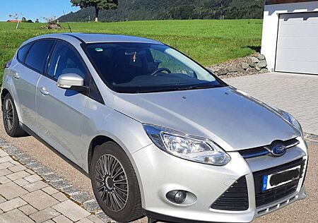 Ford Focus 1.6 TI-VCT Trend