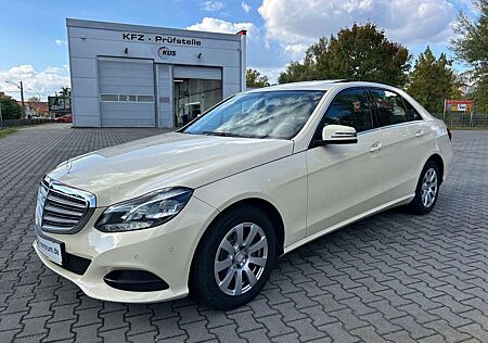Mercedes-Benz E 200 d E- Klasse Limo NAVI PDC SCHIEBEDACH TAXI