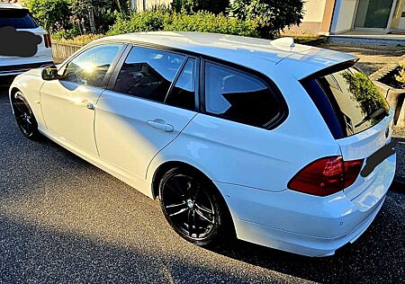 BMW 320d 320 DPF Touring Aut.