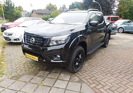 Nissan Navara NP300 N-Guard Double Cab 4x4
