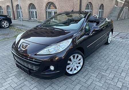 Peugeot 207 CC Cabrio-Coupe Allure * Top Zustand *