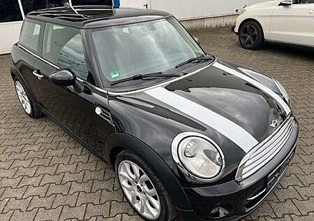 Mini Cooper 1.6 Panorama Navi Xenon Leder