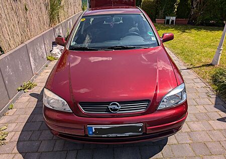 Opel Astra 1.6