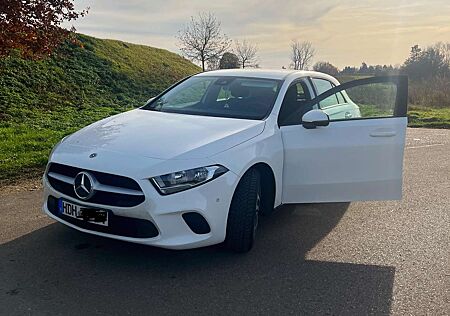 Mercedes-Benz A 200 7G-DCT