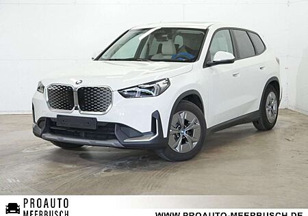 BMW iX1 30 xDrive ADAPTLED/HEADUP/PANO/H&K/360°/LED