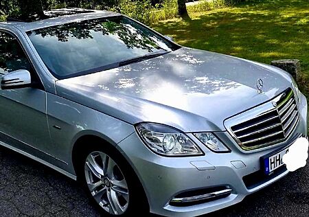 Mercedes-Benz E 300 CDI Avantgarde BlueEFFICIENCY 7G-TRONIC