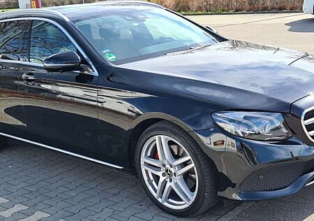Mercedes-Benz E 220 d 4Matic T 9G-TRONIC Avantgarde Headup