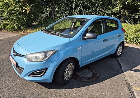 Hyundai i20 Steuerkette, TÜV/Ölwechsel neu, 2. Hand, TOP