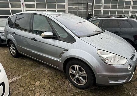 Ford S-Max Ambiente *1.Hand*Anhängekuppl.abn*