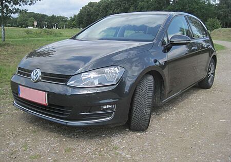 VW Golf Volkswagen 1.4 TSI BlueMotion Technology DSG Allstar