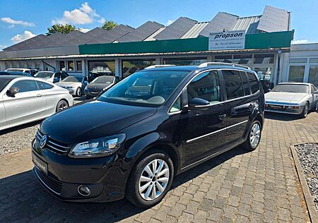 VW Touran Volkswagen 2.0 TDI Highline DSG 7-S. NAVI AHK
