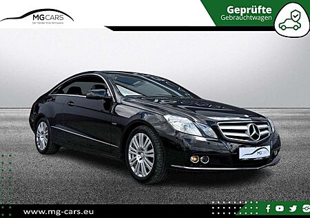 Mercedes-Benz E 200 ~Coupe~BlueEffi~Leder~PDC~1.HD~Lück.Service