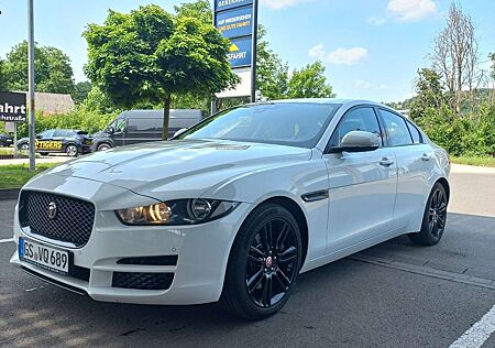 Jaguar XE 20t