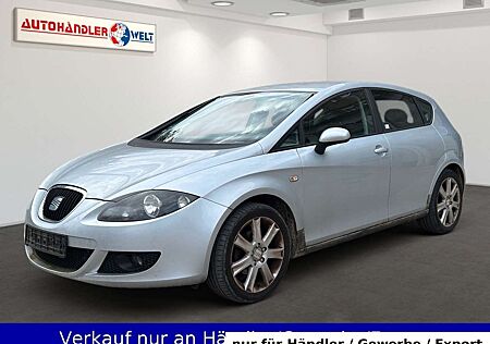 Seat Leon gebraucht kaufen Seat Leon 1.6 Comfort Klimaautomatik PDC AHK