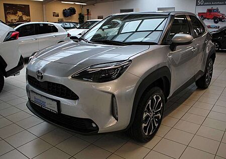 Toyota Yaris Cross Hybrid Team D Winter-Paket Smart-Connect-Paket