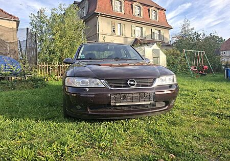 Opel Vectra 1.6