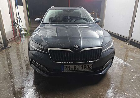 Skoda Superb Combi 2.0 TDI DSG L&K