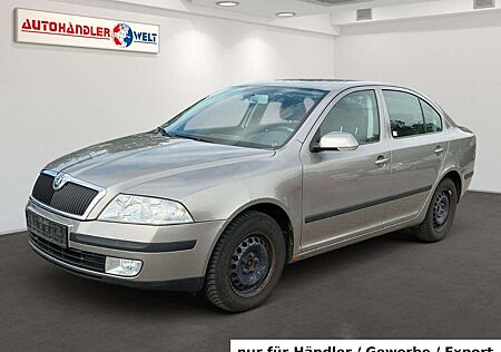 Skoda Octavia Lim. 2.0 TDI AAC PDC Tempo SHZ AHK