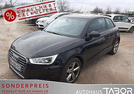 Audi A1 1.0 TFSI design AHK Klima Navi Pano PDC GRA