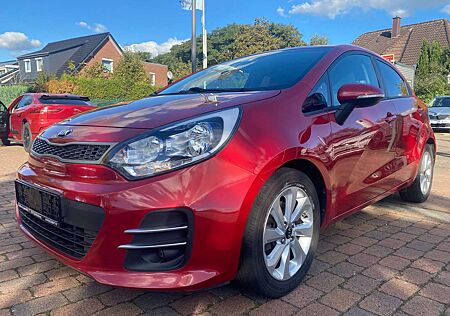 Kia Rio UEFA Euro 2016+PDC+SHZ+KLIMA