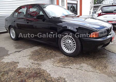 BMW 535 i V8 Autom, Navi, Kamera, Tüv Neu!