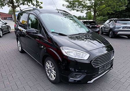 Ford Tourneo Courier Titanium