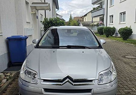 Citroën C4 gebraucht kaufen Citroën C4 Citroen 2.0 16V Exclusive