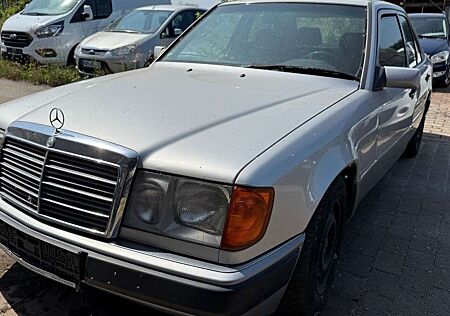 Mercedes-Benz E 220 FESTPREIS
