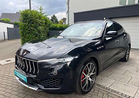 Maserati Levante S*TÜV NEU*1 HAND*DEUTSCHES AUTO*CARBON*