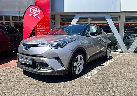 Toyota C-HR Hybrid Style Selection