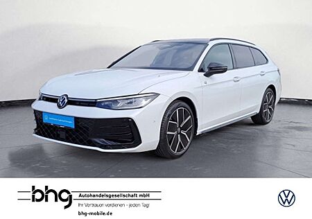 VW Passat Variant Volkswagen 2.0 TDI DSG 4Motion R-Line AHK DC