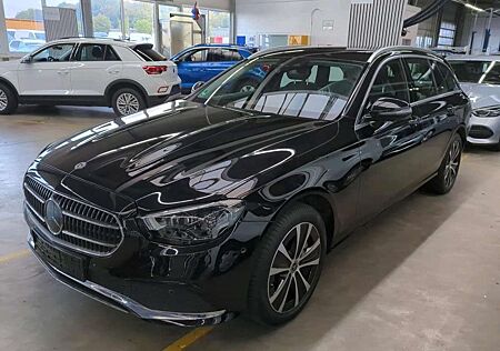 Mercedes-Benz E 300 de ALLRAD AHK*Distro*Mubeam*Leder*Navi*360