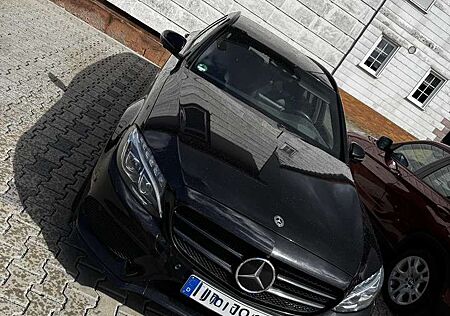 Mercedes-Benz C 250 4M; 9G.; AMG; Burm.;360 Kam.; Night P, HeUp