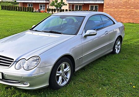 Mercedes-Benz CLK 200 CGI (209.343)