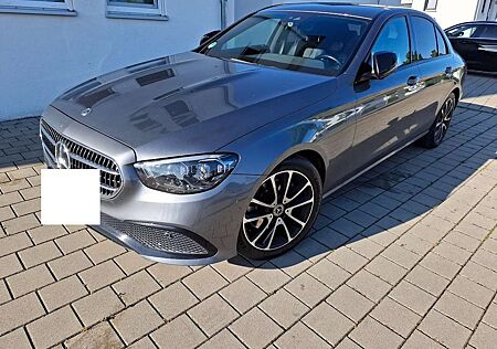 Mercedes-Benz E 220 d Multibeam MBUX Kam Totwinkel Ambiente Wide