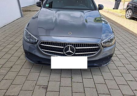 Mercedes-Benz E 220 d Avantgarde Kam Totwinkel Ambiente Wide