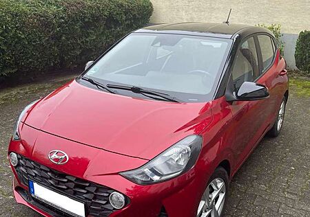 Hyundai i10 1.0 Trend New M/T Trend Dragon Red