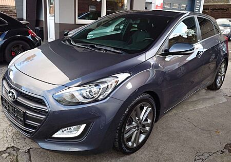 Hyundai i30 blue Passion 1.6i AUTOMATIK/KAMERA/NAVI/TOP