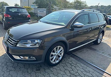 VW Passat Alltrack Volkswagen 4motion 2.0 TDI*Navi*Xenon*Autom