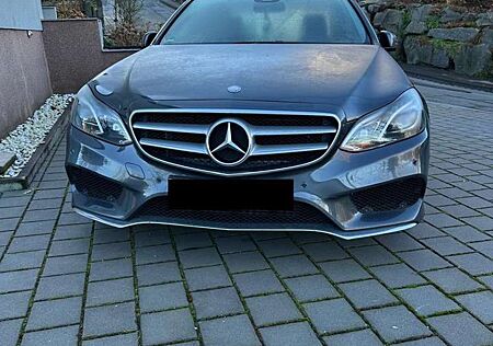 Mercedes-Benz E 250 CGI BlueE. #AMG #Comand #LED #Ambientel.