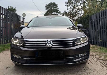 VW Passat Variant Volkswagen 2.0 TDI SCR DSG Highline