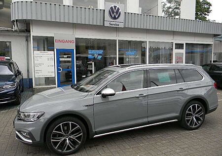 VW Passat Alltrack Volkswagen 4M. 2,0 TDI DSG AHK PANO KAM