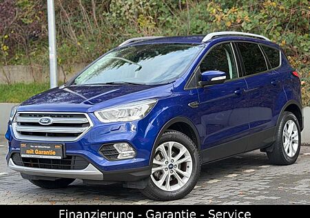 Ford Kuga 1.5 Titanium/LED/NAVI/AHK/150PS/KEYLESS/TOP