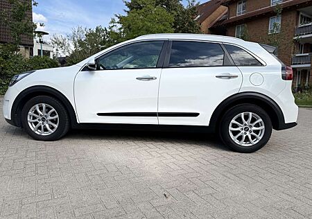 Kia Niro 1.6 GDI 2WD Aut. Vision neuer Service 1 Jahr TÜV
