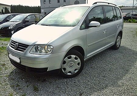 VW Touran Volkswagen Trendline/ met+Klima+Tempom./scheckh./ZR neu/m.TUV