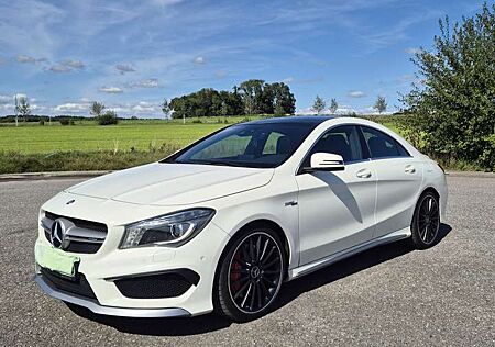 Mercedes-Benz CLA 45 AMG 4Matic Speedshift DCT 7G