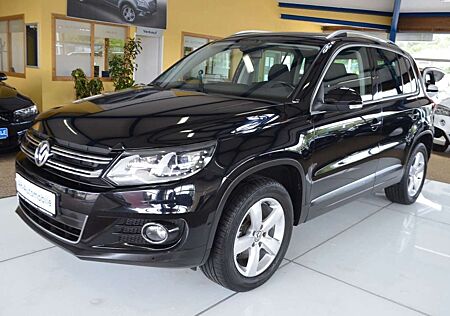VW Tiguan Volkswagen Sport & Style 4Motion Bi-XENON / NAVI