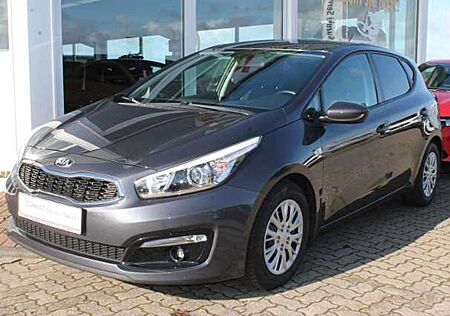 Kia Cee'd Ceed / CEED 1.4 Dream Team